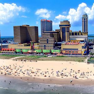 Tropicana Casino And Resort Atlantic City Exterior photo