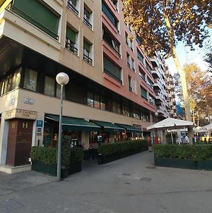 Hôtel La Ciudadela à Barcelone Exterior photo