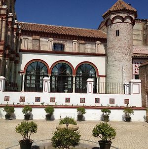 Palacio San Benito Séville Exterior photo