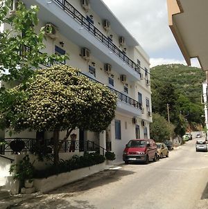 Hôtel Asterias à Ágios Kírykos Exterior photo
