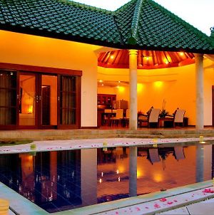 Bali Emerald Villas Sanur Exterior photo