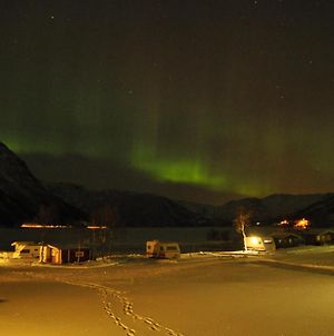 Hôtel Gullesfjord Camping Exterior photo