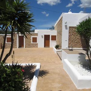 Villa Can Pep Luis Can Pep Mortera Is Located In The Beautiful Countryside Near To Playa Den Bossa à Ibiza Exterior photo