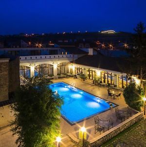 Elite Resort Oradea Exterior photo