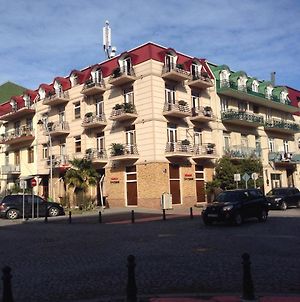 Hôtel Irise à Batoumi Exterior photo