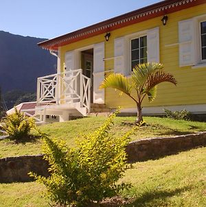 Villa Côte Montagne à Cilaos Exterior photo