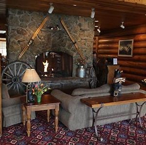 Headwaters Lodge And Cabins Grand Teton National Park Interior photo