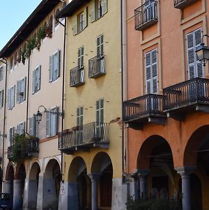 Albergo e Ostello della gioventù Biella centro storico Exterior photo