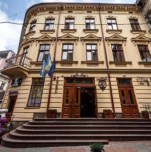 Hôtel Kryva Lypa à Lviv Exterior photo