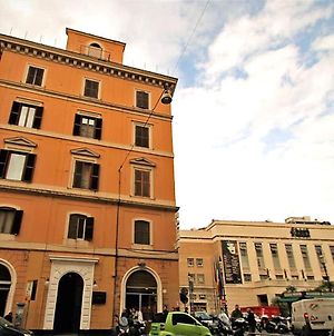 Hôtel Lirico à Rome Exterior photo