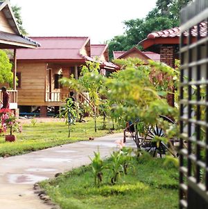 Hôtel The Hidden Oasis Bungalows à Kampot Exterior photo