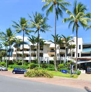 Seascape Holidays - The Peninsula Apartments (Adults Only) Port Douglas Exterior photo