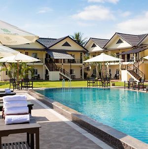 Sansan Resort Vang Vieng Exterior photo