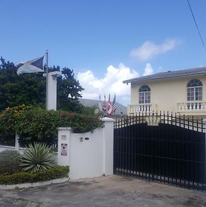 The Royal Kensington Guest House Montego Bay Exterior photo