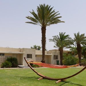 Hôtel Eilot Kibbutz Country Lodging à Eilat Exterior photo