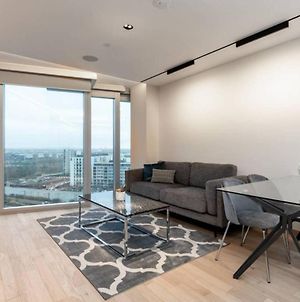 Amazing Apartment With Incredible Views Londres Exterior photo