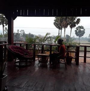 Sunshine Hotel Kampot Exterior photo