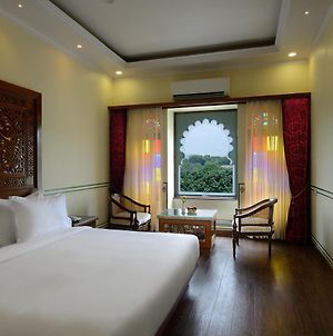 Hôtel Aaram Mahal By Pachar Group à Udaipur Exterior photo