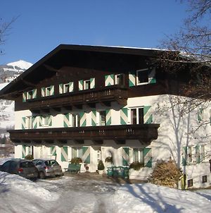 Das Christine Appartement Brixen im Thale Exterior photo