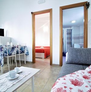 Appartement Holidaycasa Sebastiano - Grazioso Bilocale A 150 Mt Dal Mare à Sperlonga Exterior photo