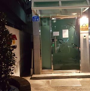 Hôtel I Sleep Alone à Séoul Exterior photo