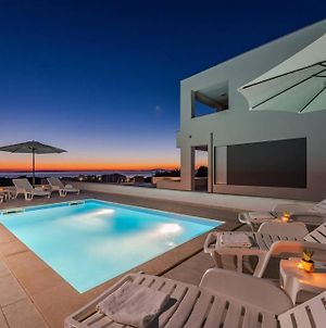 Dario 2. Modern & Luxury Apartment With A Pool Novalja Exterior photo