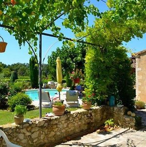 Villa Maison Provençale avec piscine chauffée avec une jolie vue sur le Luberon, située au calme à Robion, proche de l'Isle sur la Sorgue, LS2-326 AMIRADOU Exterior photo