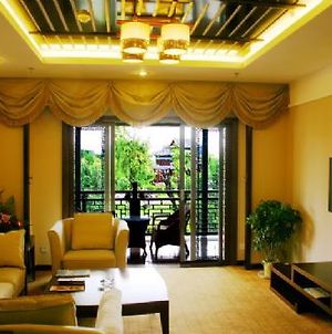 Conifer Lsyg Resort Hotel Lijiang  Room photo