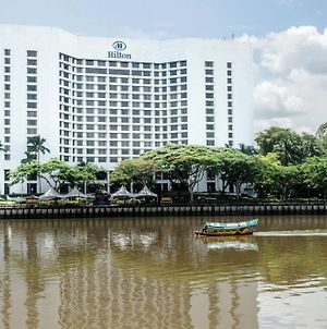 Hôtel Hilton Kuching Exterior photo