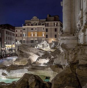 Appartement Trevi Ab Aeterno - Amazing View Of The Trevi Fountain à Rome Exterior photo