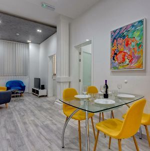 Stylish 3Br Apartment, Fantastic Location In Sliema Exterior photo