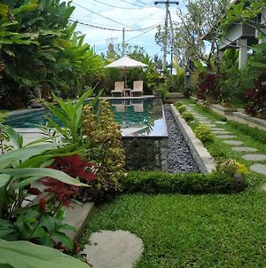 Uma Dhari Villa Ubud Exterior photo