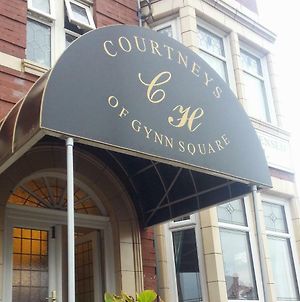 Bed and Breakfast Courtneys Of Gynn Square à Blackpool Exterior photo