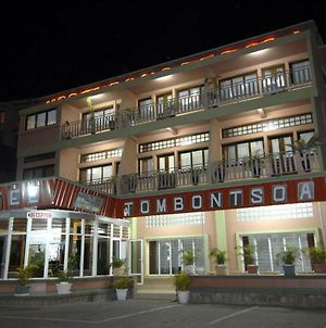 Hôtel TOMBONTSOA Fianarantsoa Exterior photo