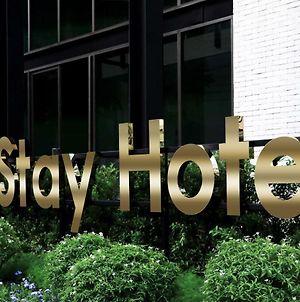 B Stay Hotel - SHA Plus Certified Bangkok Exterior photo
