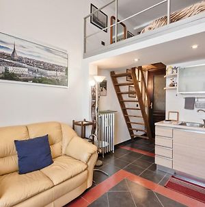 Appartement Mole Antonelliana Lovely Loft à Turin Exterior photo