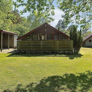 Welcoming Holiday Home In Oksbol With Sauna Exterior photo