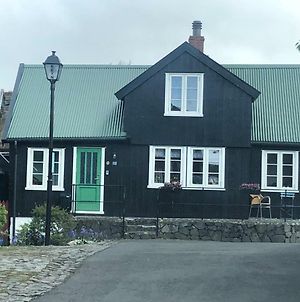 Villa A Pearl In The Center Of The Center Of Thorhavn à Tórshavn Exterior photo