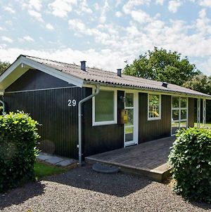 Simplistic Holiday Home In Hemmet With Whirlpool Falen Exterior photo