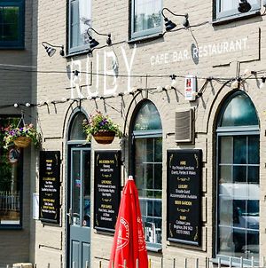 Ruby Pub & Hotel Hove Exterior photo