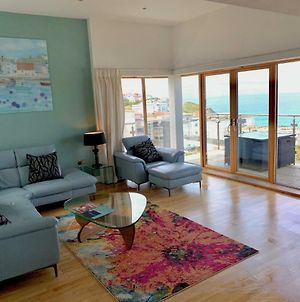 4-Bedroom Penthouse - Fistral Beach New Quay Exterior photo