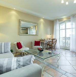 Lovely 2 Bed 2 Bath Apartment In Cannes On Rue Antibea Easy Walk To The Palais 224 Exterior photo