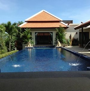 Ban Bua Luxury Villa Nai Harn Exterior photo