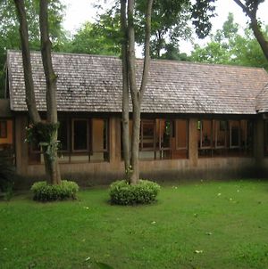 Teakwood Villa Kanchanaburi Exterior photo
