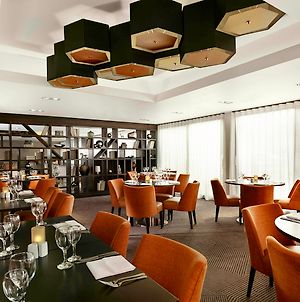 Hôtel Doubletree By Hilton London - Ealing Restaurant photo
