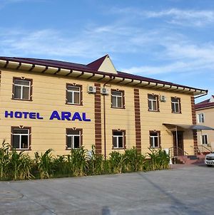 Hôtel Aral à Noukous Exterior photo