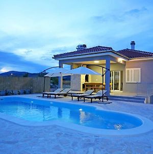Modern Guest House Rak With Beautiful Pool Šibenik Exterior photo