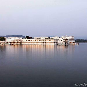 Hôtel Taj Lake Palace à Udaipur Room photo