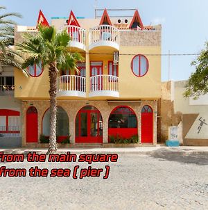 Hostels Holiday Capo Verde Santa Maria Exterior photo