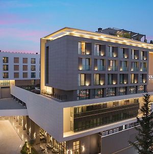 Hôtel Doubletree By Hilton Antalya City Centre Exterior photo